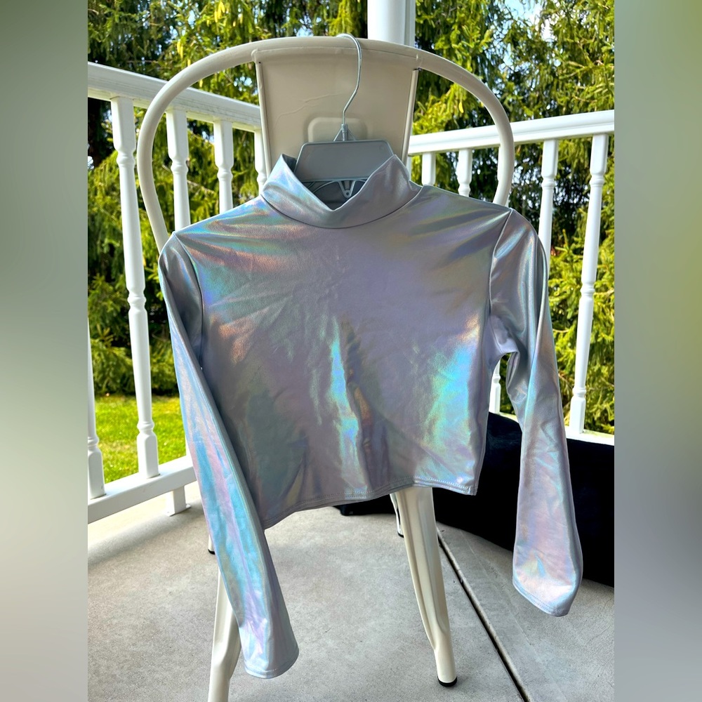 Metallic long sleeve
